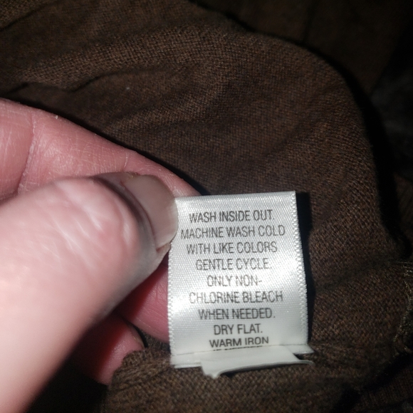 Men's v-neck sweater - Picture 8 of 13